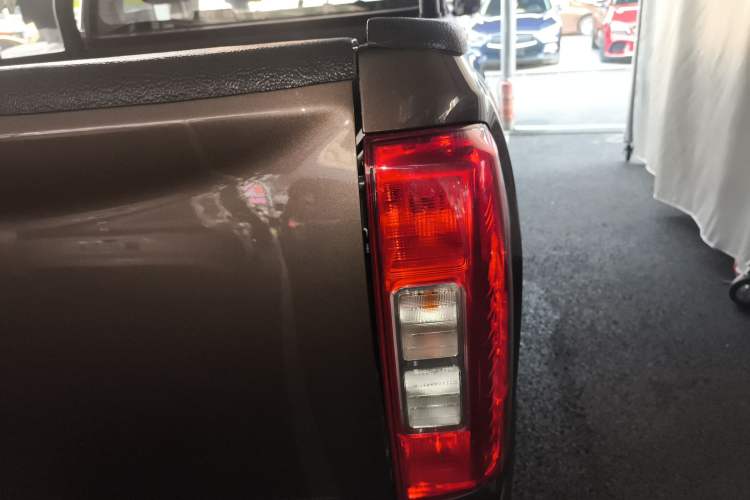 Used Great Wall Poer 2021 2.0T Commercial Version Manual Diesel Two-Wheel Drive Elite Long-Box GW4D20M
