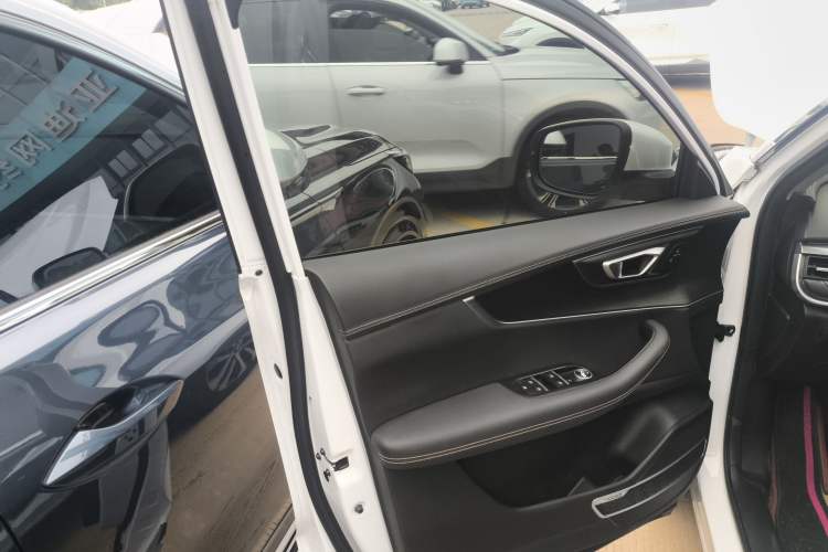 Used Chery Tiggo 8 2024 Honor Edition 230TCI Automatic Excellence Version 7 Seats
