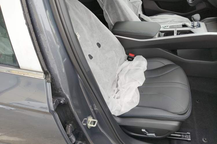 Used Geely Auto Preface 2025 Dongfang Yao 1.5TD Kunlun Edition
