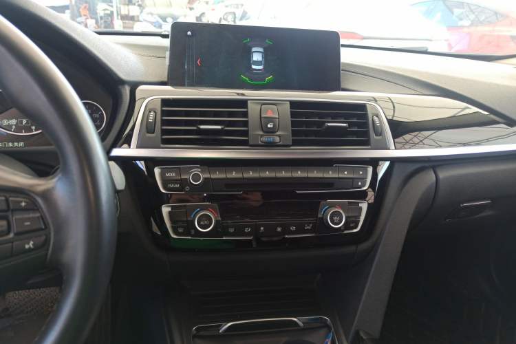 TDK.VehicleDetails.img