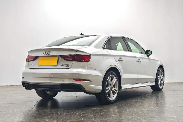 Used Audi A3 2020 Limousine 35 TFSI Fashion Edition China VI Emission Standard
