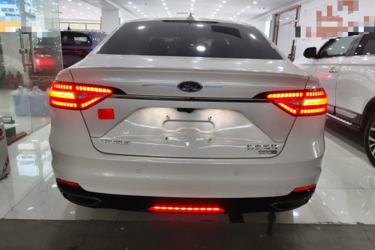 Used Ford Taurus 2019 EcoBoost 245 Premium Edition
