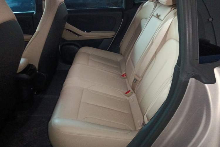 Used Nio ET5T 2023 75 kWh Touring