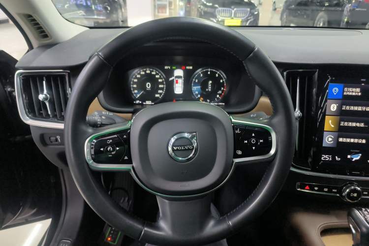 Used Volvo S90 2020 T5 Zhiyi Luxury Edition
