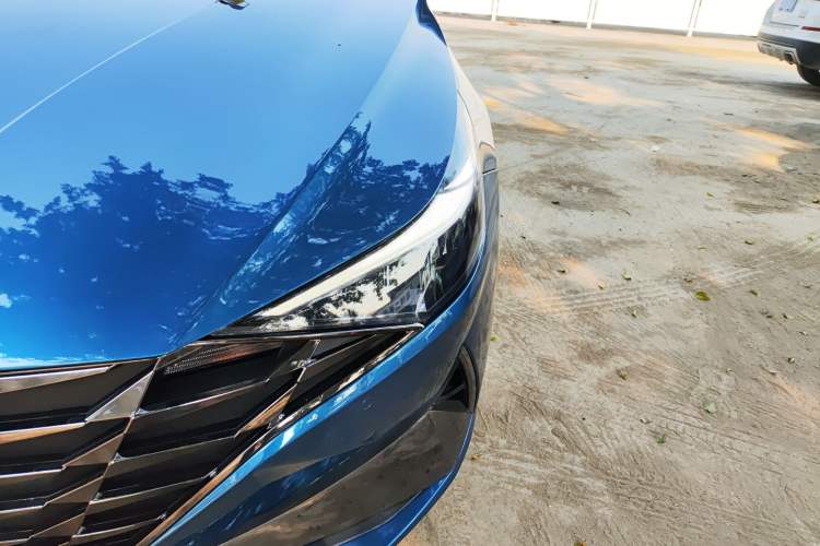 Used Hyundai Elantra 2022 1.5L CVT LUX Prestige Edition
