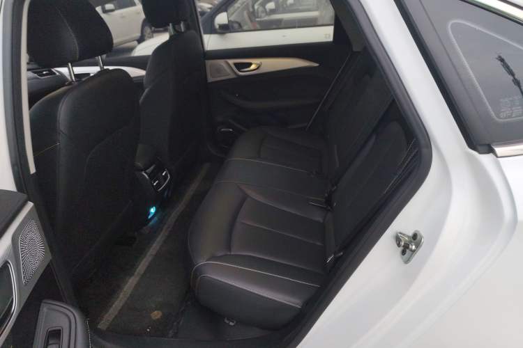 Used Roewe i6 MAX New Energy 2023 EV 420 Skyroof Special Edition
