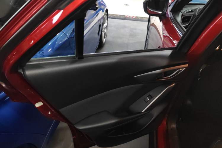 Used Mazda CX-4 2018 2.0L Automatic Two-Wheel Drive Blue Sky Dynamic Version China V Standard
