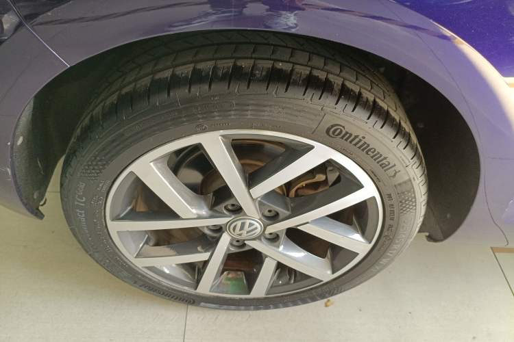 Used Volkswagen Golf 2018 230TSI Automatic Luxury Version