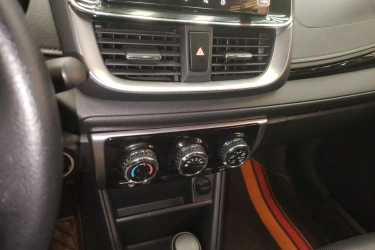 Used Toyota YARiS L 2020 X-Trail X 1.5L CVT Prestige Edition