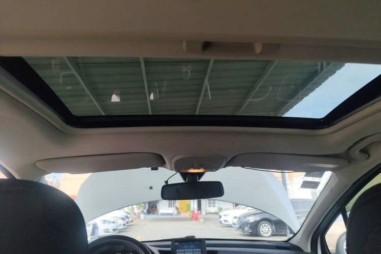 Used Peugeot 308 2014 Enjoyment Edition Classic 1.6L Automatic Fashion Model