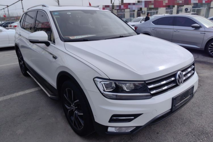 Used Volkswagen Tiguan L 2019 Revised 330TSI Automatic Two-Wheel Drive Smart & Luxury Edition China VI Standard