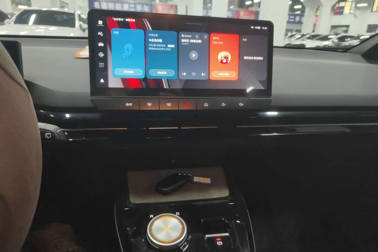 Used MG 4 EV 2023 415 km Range Sea-Faring Champion Edition
