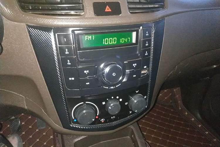 Used Wuling Hongguang 2015 1.5L S Basic Version China V Standard
