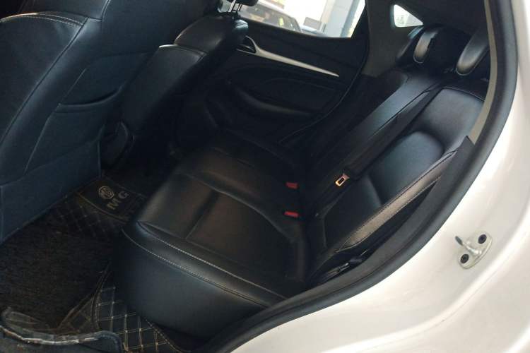 Used MG ZS 2018 1.5L Automatic Luxury Edition China V Standard
