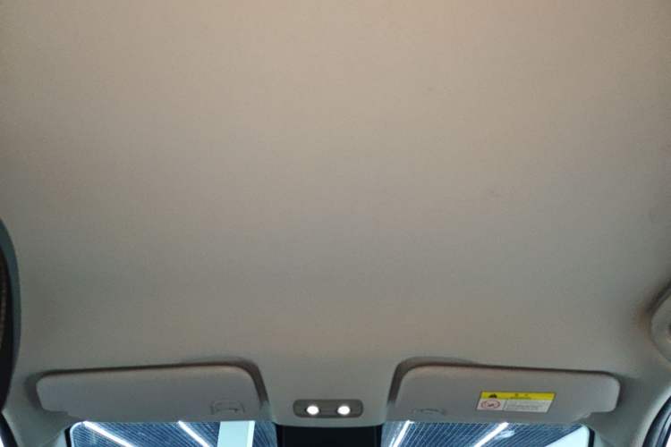 Used NETA V 2022 Chao 300 Lite Ternary Lithium