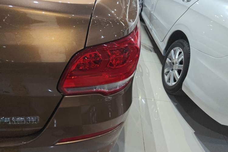 Used Chevrolet Cavalier 2019 320 Automatic Enjoyment with Sunroof
