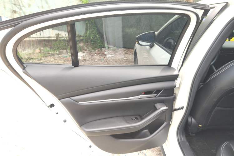 Used Mazda Mazda 3 Axela 2021 1.5L Automatic ZhiMei Edition
