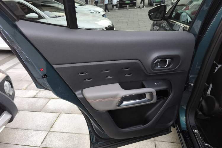 Used Citroen C5 AIRCROSS 2017 380THP Luxury Version
