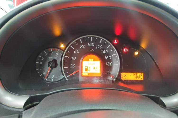 Used Nissan March 2010 1.5L Automatic Easy-Style Version
