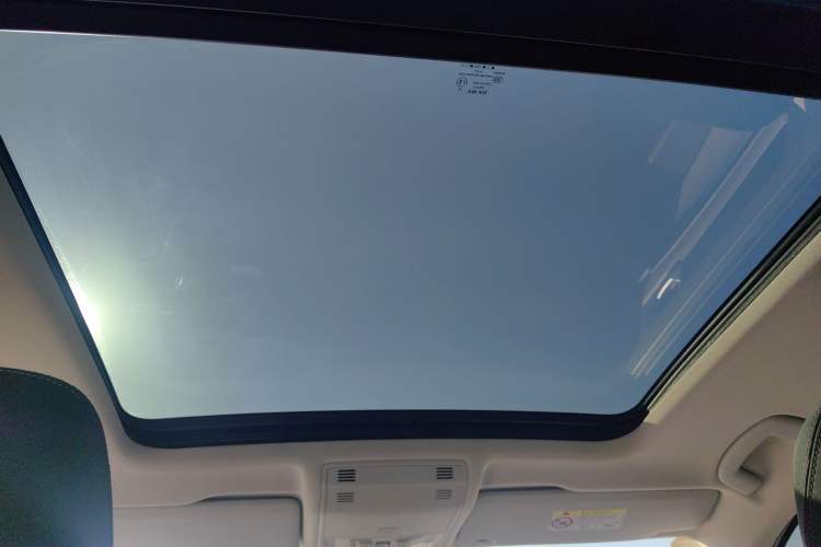 Used Volkswagen Tayron 2023 300TSI Two-Wheel-Drive Luxury Plus Advanced Edition