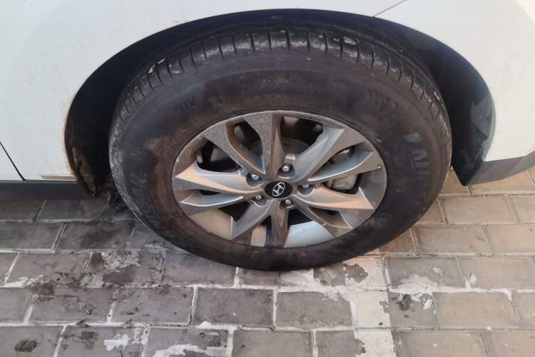 Used Hyundai ix35 2015 2.0L Automatic 2WD Comfort Edition China IV Standard