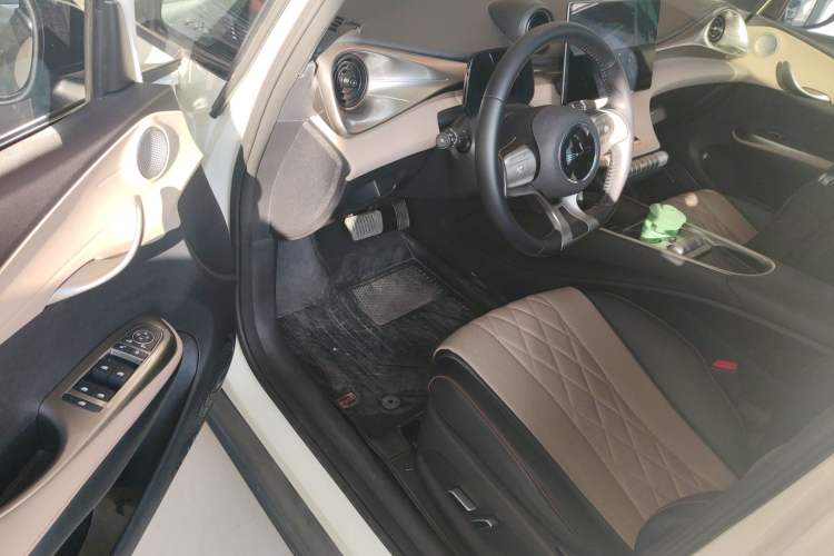 Used BYD Dolphin 2021 405 km Fashion Edition
