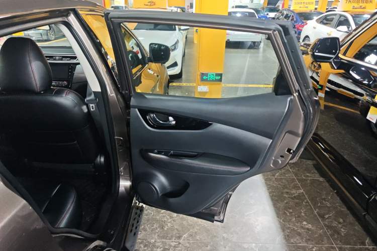 Used Nissan Qashqai 2019 2.0L CVT Smart Enjoyment Version
