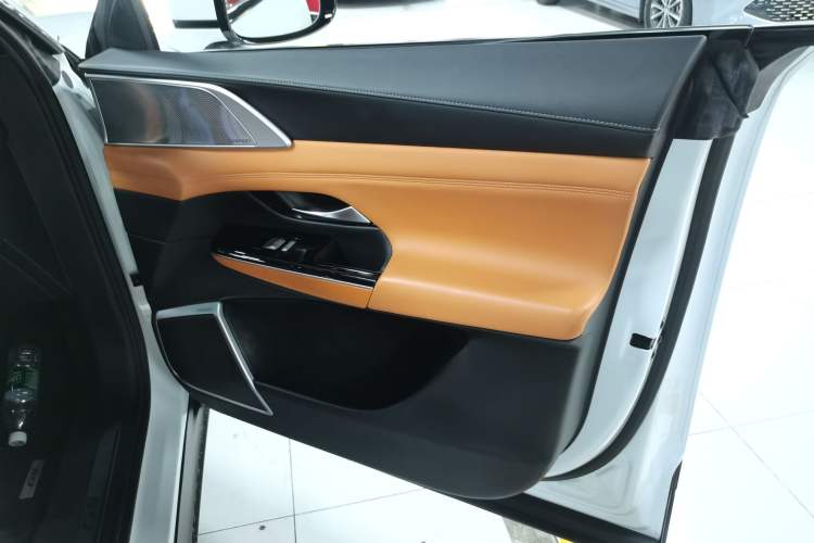 Used XPeng G9 2022 650 Performance Edition Max
