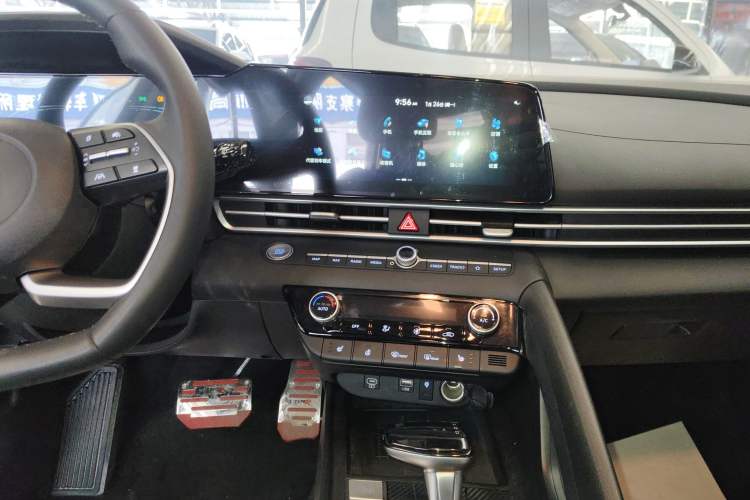 Used Hyundai Elantra 2023 1.5L CVT LUX Prestige Edition