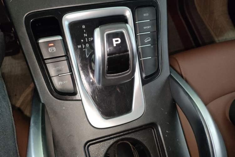 Used Geely Auto Emgrand X7 Sport 2021 1.8TD DCT Two-Wheel Drive Asian Games Edition