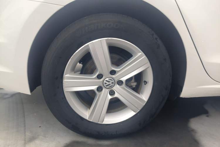 Used Volkswagen Lamando 2019 230TSI DSG Fashion Edition China VI
