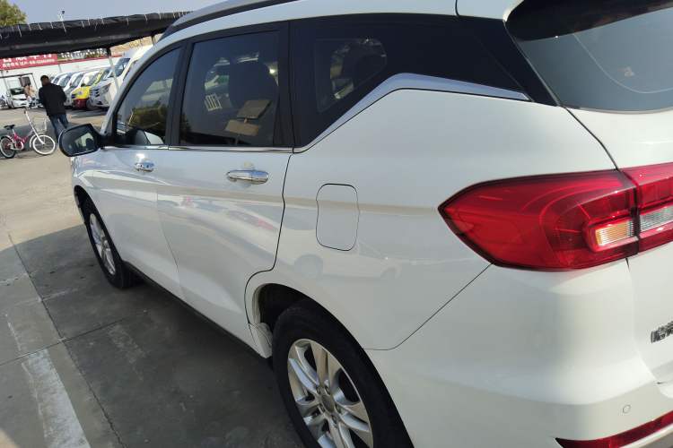 Used Haval M6 2018 1.5T Manual Two-Wheel Drive Elite Model
