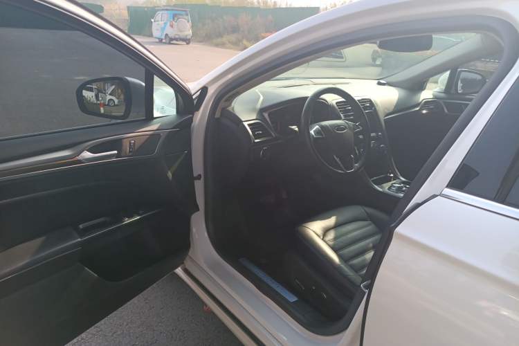 Used Ford Mondeo 2017 EcoBoost 180 Stylish Model