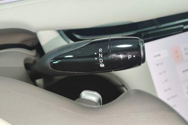 Used  LS7 2023 100kWh Lux All-Wheel-Drive Version