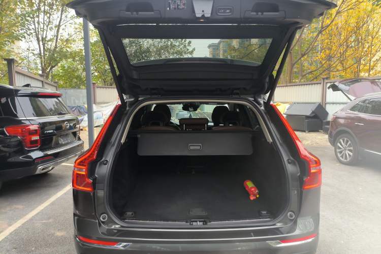 Used Volvo XC60 2019 T5 4x4 Zhiya Luxury Edition China V Standard
