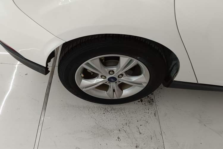 Used Ford Focus 2018 Hatchback Classic 1.6L Automatic Comfort Plus SmartDrive Edition
