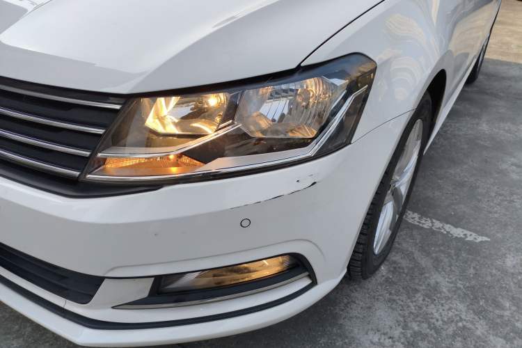 Used Volkswagen Gran Lavida 2015 1.6L Automatic Comfort Edition
