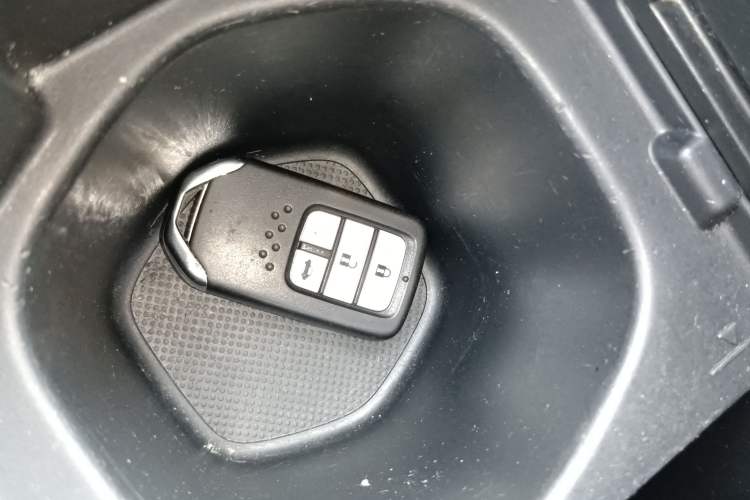 Used Honda Civic 2016 220TURBO CVT Luxury Edition
