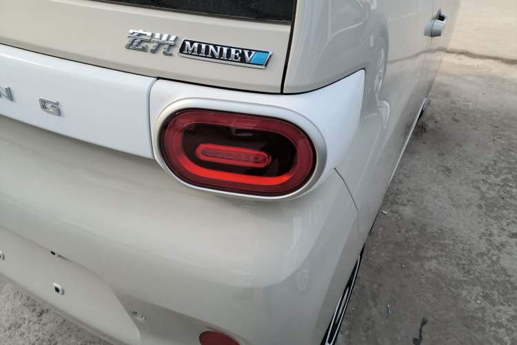 Used Wuling Hongguang MINIEV 2024 3rd Generation 215km Youth Edition