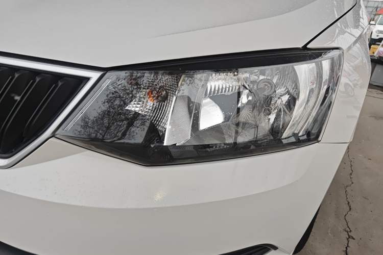 Used Skoda Fabia 2017 1.4L Automatic Car Enjoy Edition