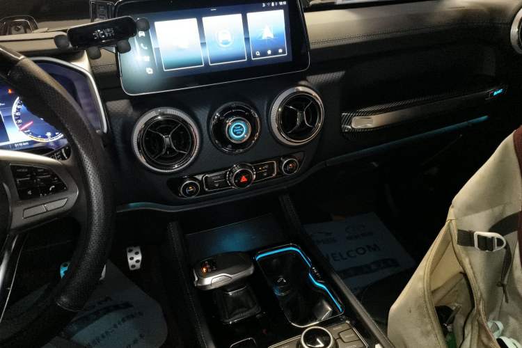 Used Beijing Auto BJ40 2024 2.0T Urban Hunter Honor Edition
