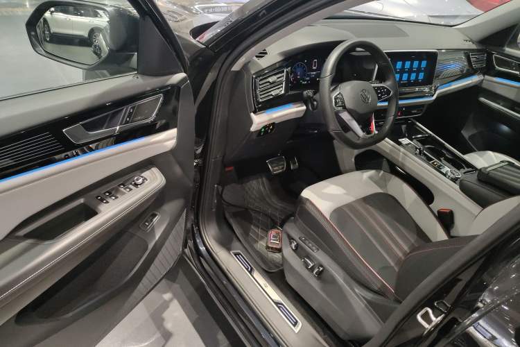 Used Volkswagen Teramont X 2024 380TSI Four-Wheel Drive Longxiang Edition
