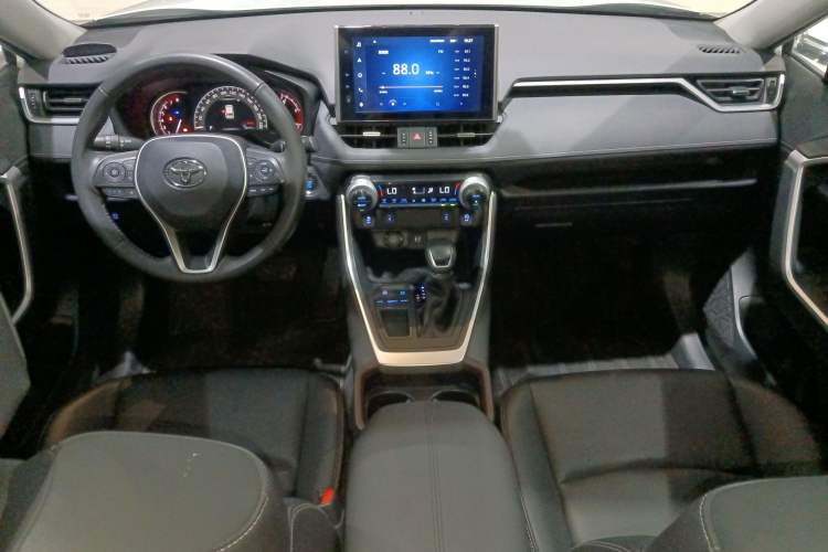 Used Toyota RAV4 2021 2.0L CVT Two-Wheel Drive Fashion PLUS Edition
