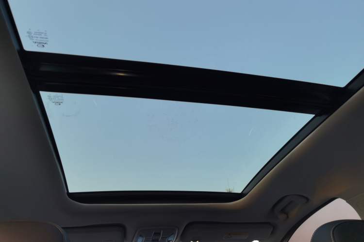 Used GAC Trumpchi M6 2021 270T DCT Luxury Edition (6 Seats)
