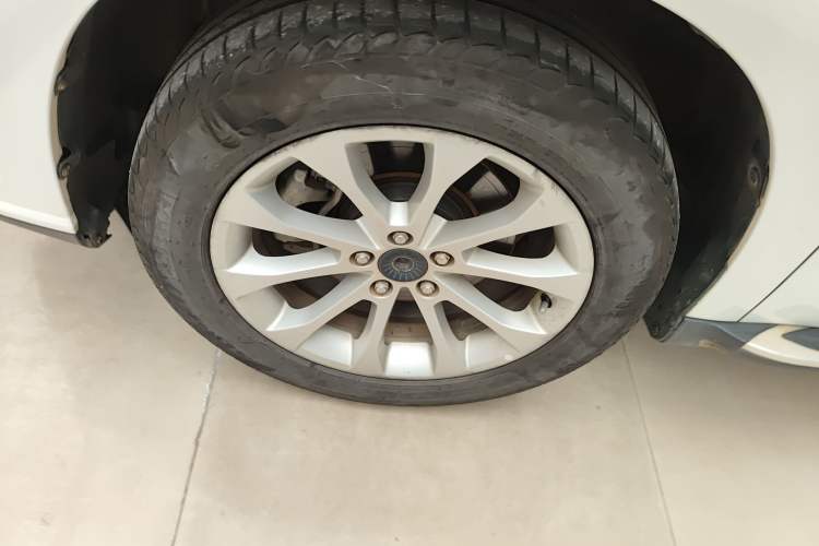 Used Haval H2 2016 Red-Label 1.5T Manual Two-Wheel Drive Luxury Model