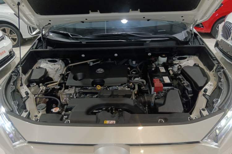 Used Toyota RAV4 2021 2.0L CVT Two-Wheel Drive Fashion PLUS Edition
