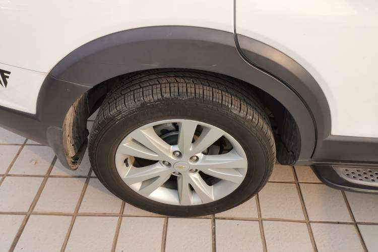 Used Chevrolet Captiva 2014 2.4L 4x4 Flagship Edition 7 Seats