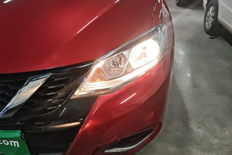 Used Nissan Tiida 2021 1.6L CVT Cool Edition
