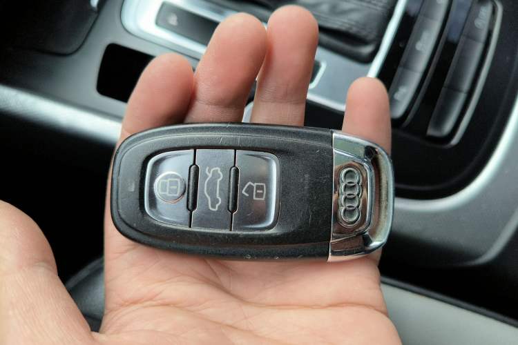 Used Audi Q5 2017 Plus 40 TFSI Technology Model
