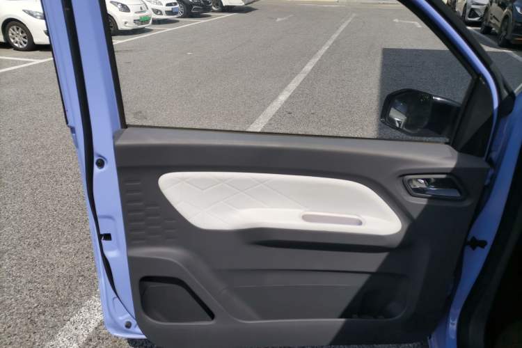 Used Wuling Hongguang MINIEV 2022 Macaron Fashion Edition Lithium-Nickel-Cobalt-Alpha-oxide
